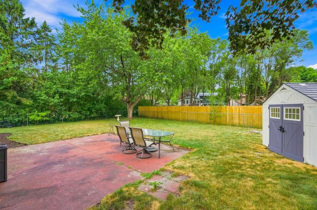 1014 Grant Circle S, Anoka, MN 55303