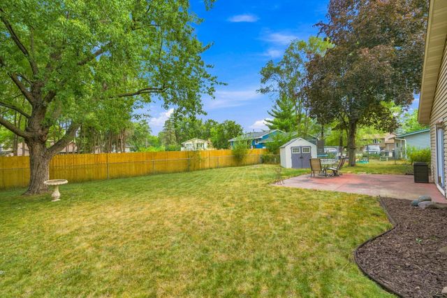 1014 Grant Circle S, Anoka, MN 55303