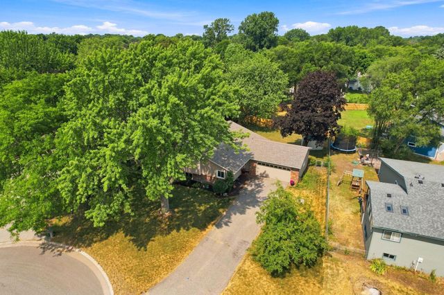 1014 Grant Circle S, Anoka, MN 55303