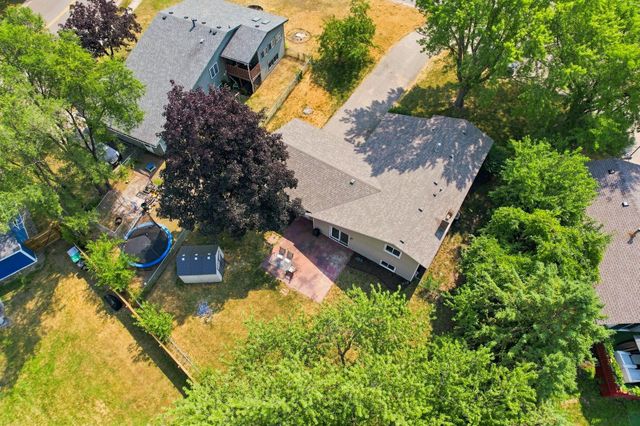 1014 Grant Circle S, Anoka, MN 55303