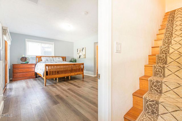 10272 Willow Springs Lane, Sunland, CA 91040