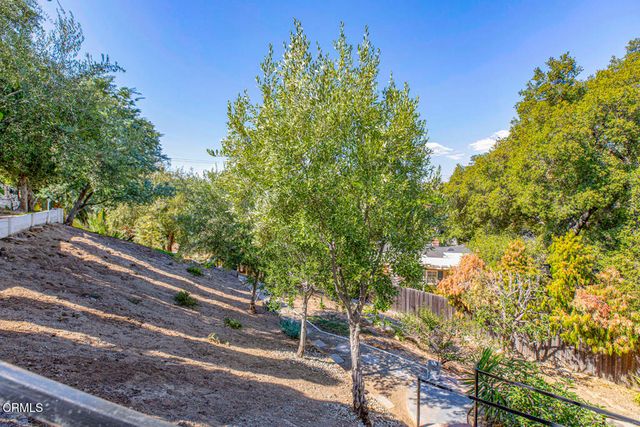 10272 Willow Springs Lane, Sunland, CA 91040