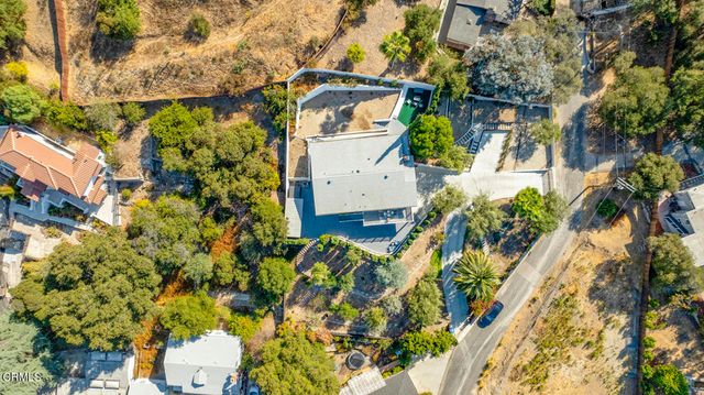 10272 Willow Springs Lane, Sunland, CA 91040