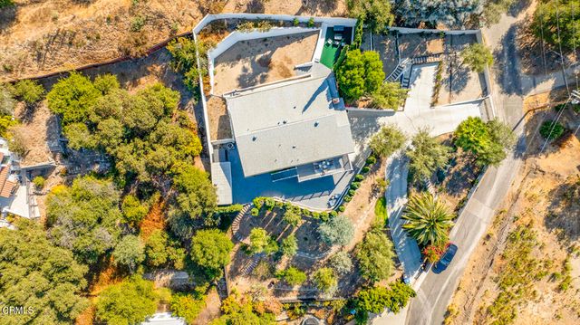 10272 Willow Springs Lane, Sunland, CA 91040