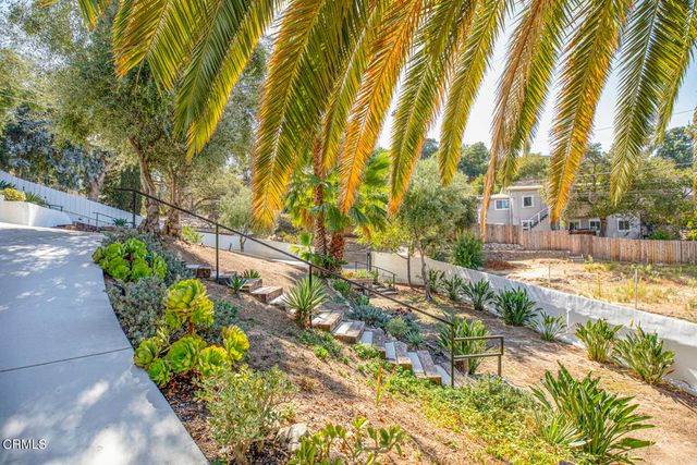 10272 Willow Springs Lane, Sunland, CA 91040