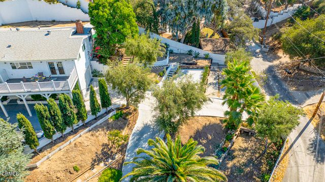 10272 Willow Springs Lane, Sunland, CA 91040