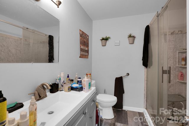 1616 Mcallister Drive, Charlotte, NC 28216