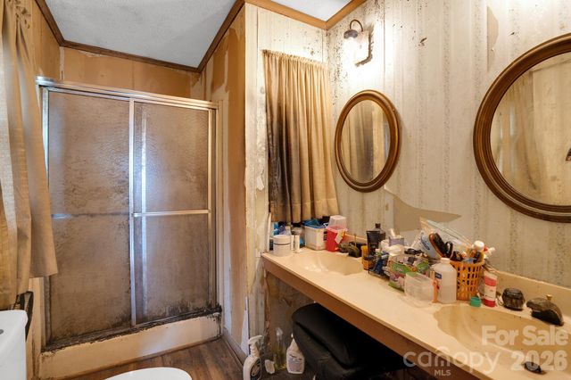 1616 Mcallister Drive, Charlotte, NC 28216