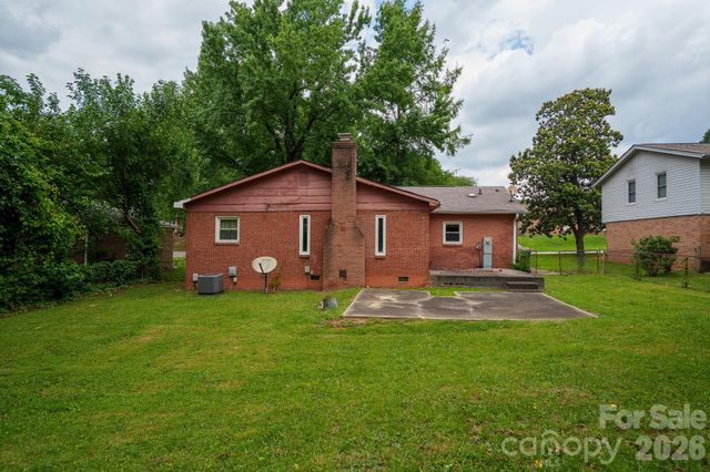 1616 Mcallister Drive, Charlotte, NC 28216