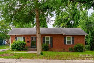 1616 Mcallister Drive, Charlotte, NC 28216
