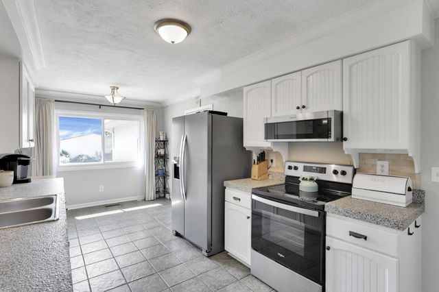 5020 Deeds Road SW, Granville, OH 43023