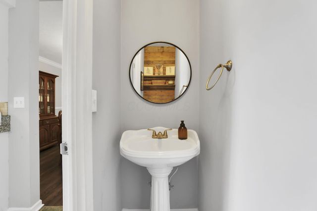 5020 Deeds Road SW, Granville, OH 43023