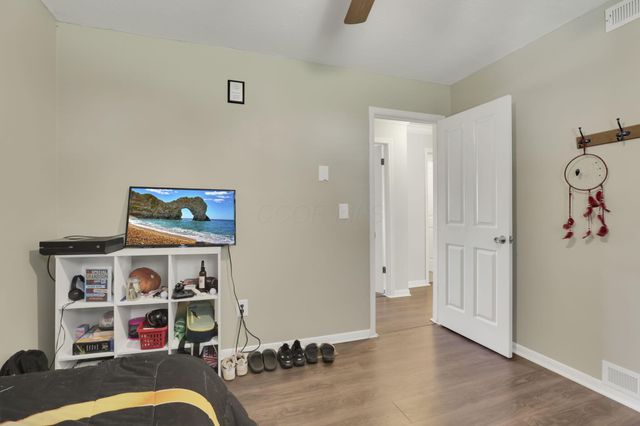 5020 Deeds Road SW, Granville, OH 43023