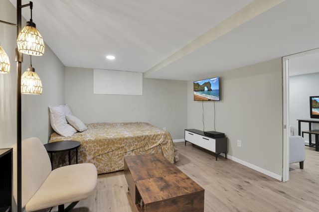 5020 Deeds Road SW, Granville, OH 43023