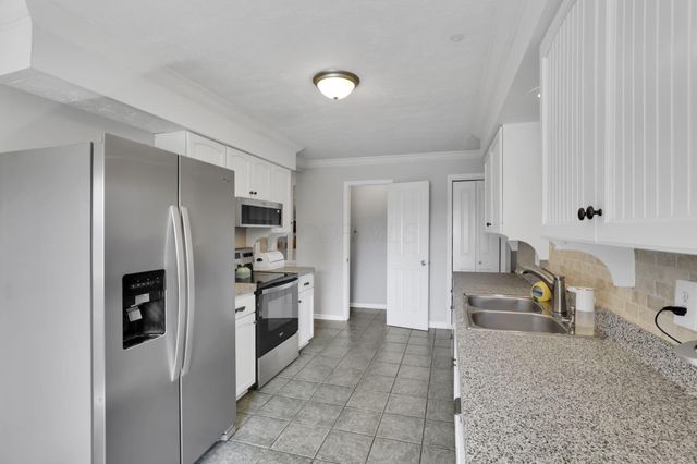 5020 Deeds Road SW, Granville, OH 43023