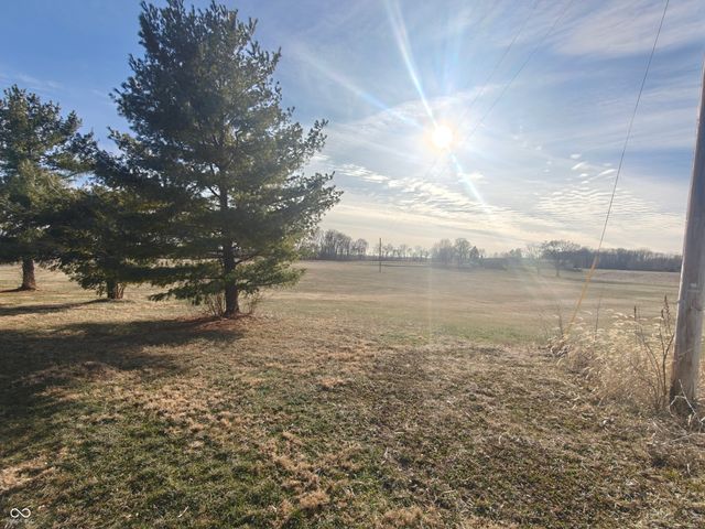 760 E 600 S, Shelbyville, IN 46176