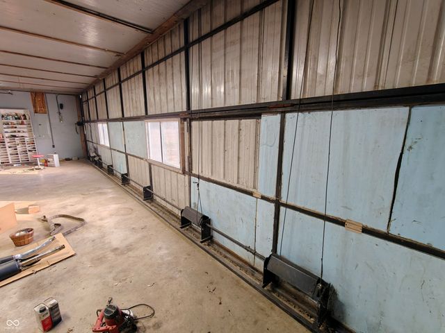 760 E 600 S, Shelbyville, IN 46176