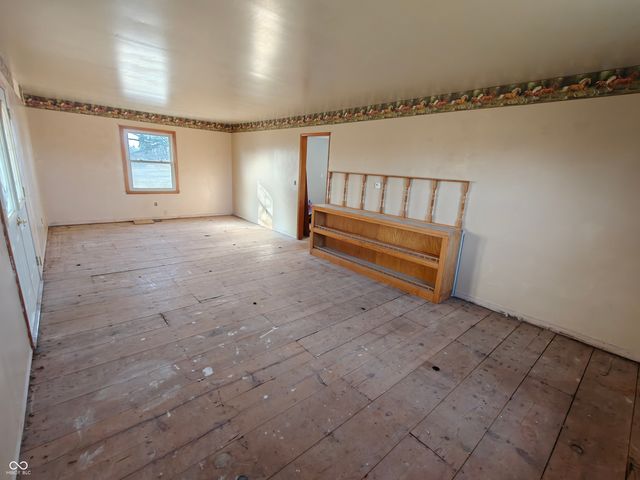 760 E 600 S, Shelbyville, IN 46176