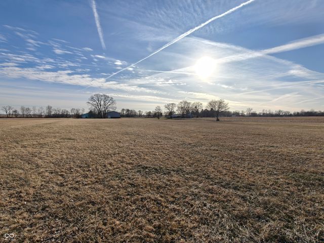 760 E 600 S, Shelbyville, IN 46176