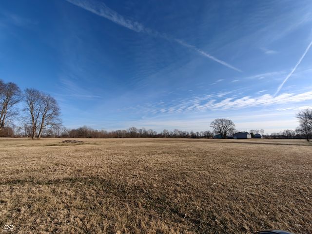 760 E 600 S, Shelbyville, IN 46176