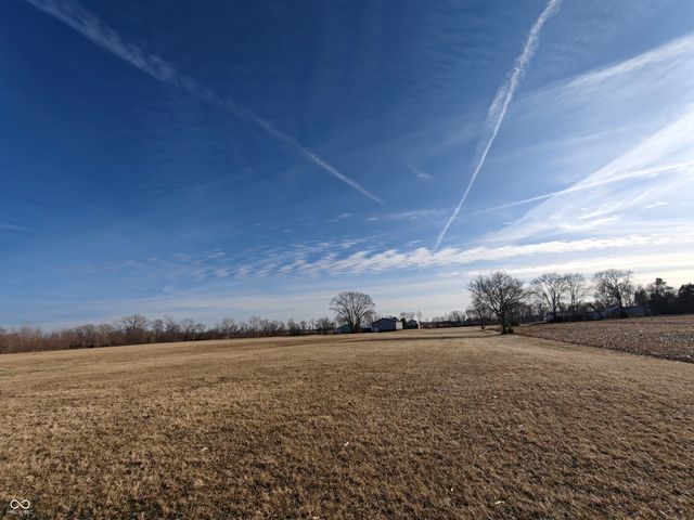 760 E 600 S, Shelbyville, IN 46176