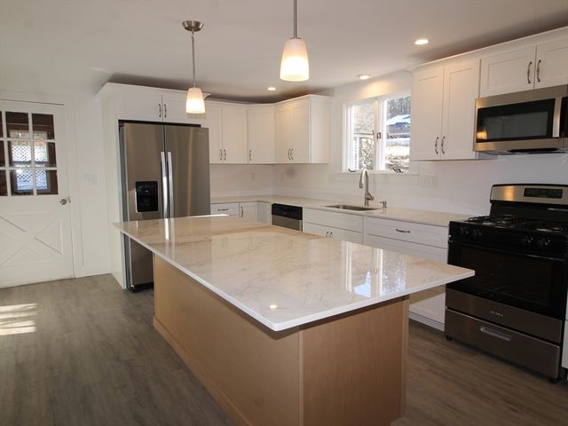 1459 Grafton Rd, Millbury, MA 01527