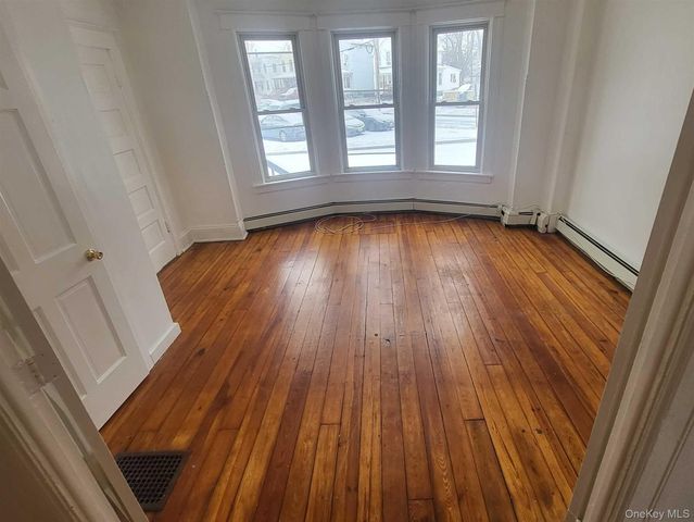 108 Winnikee Avenue 2, Poughkeepsie, NY 12601