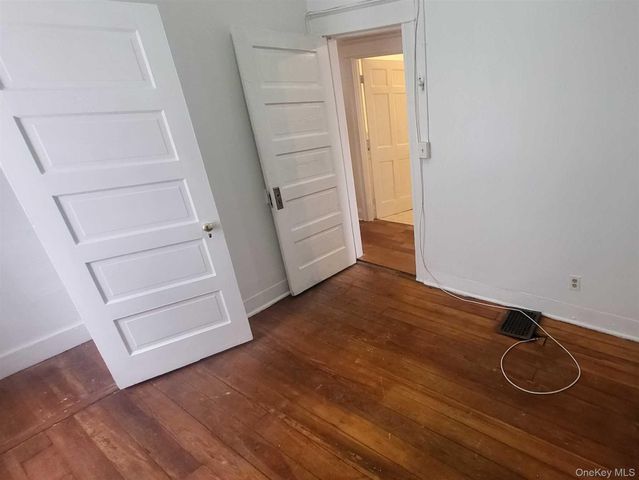 108 Winnikee Avenue 2, Poughkeepsie, NY 12601