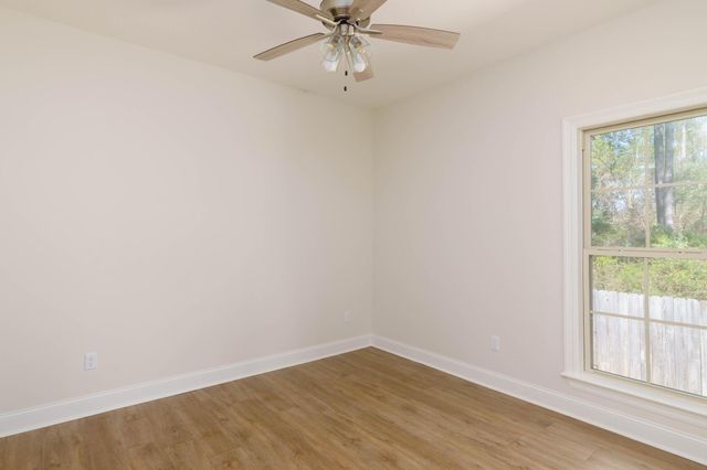 46 Canal Dr., Hattiesburg, MS 39402