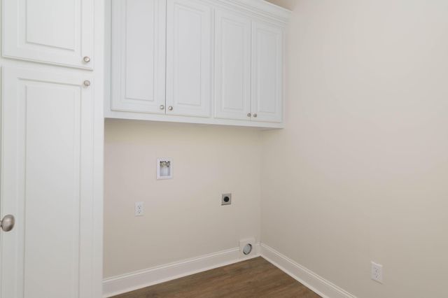 46 Canal Dr., Hattiesburg, MS 39402