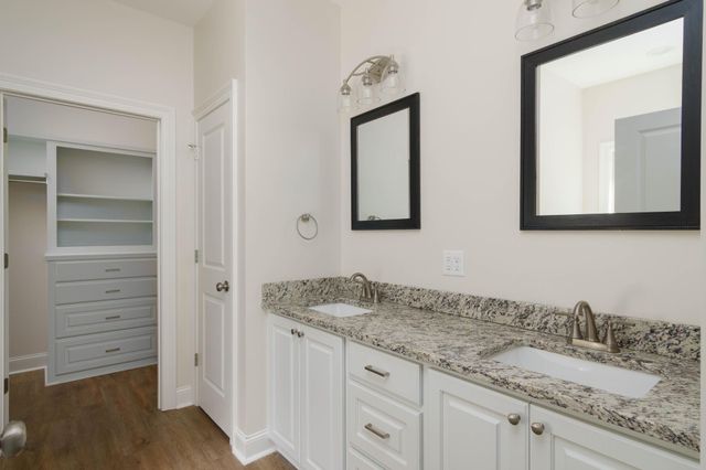 46 Canal Dr., Hattiesburg, MS 39402