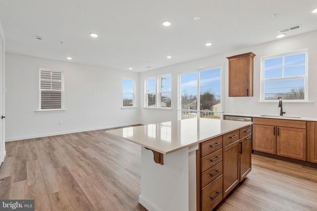 5729 HOWARD DR, Glen Burnie, MD 21061