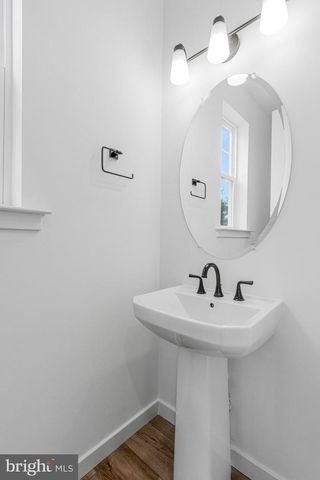 5729 HOWARD DR, Glen Burnie, MD 21061