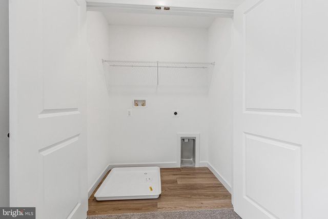 5729 HOWARD DR, Glen Burnie, MD 21061