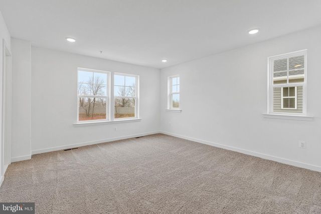 5729 HOWARD DR, Glen Burnie, MD 21061