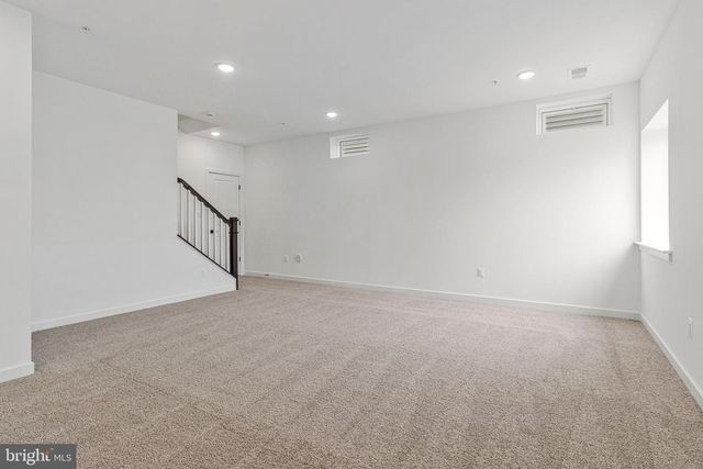 5729 HOWARD DR, Glen Burnie, MD 21061