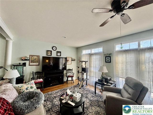 229 Patterson Walk, Forks Twp, PA 18040