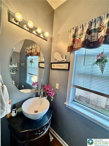 229 Patterson Walk, Forks Twp, PA 18040