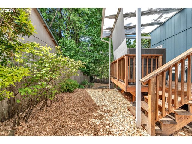 389 Nw SADIE Ct, Hillsboro, OR 97124