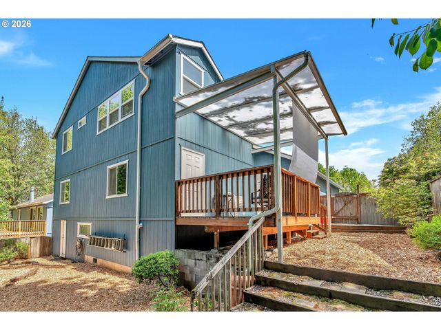 389 Nw SADIE Ct, Hillsboro, OR 97124