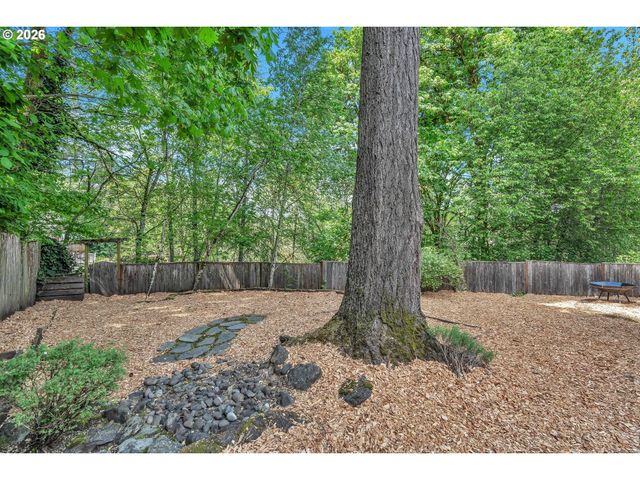 389 Nw SADIE Ct, Hillsboro, OR 97124