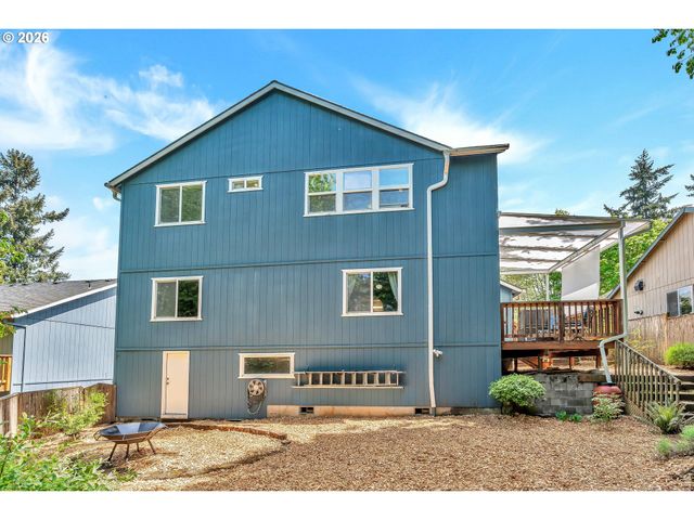 389 Nw SADIE Ct, Hillsboro, OR 97124
