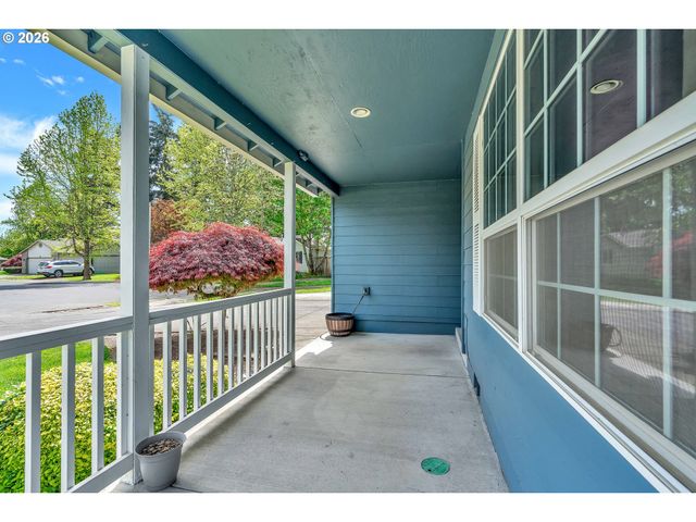 389 Nw SADIE Ct, Hillsboro, OR 97124