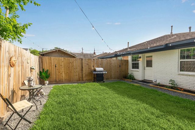 3808 Cochran Street, Houston, TX 77009