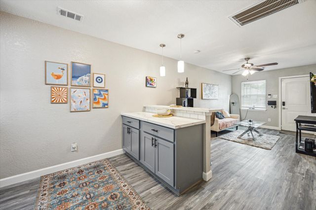 3808 Cochran Street, Houston, TX 77009
