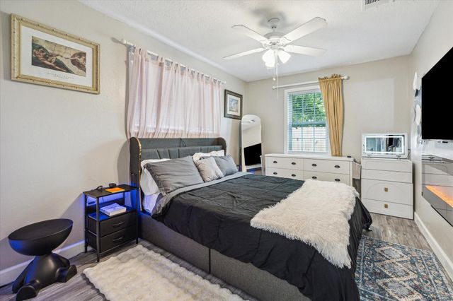 3808 Cochran Street, Houston, TX 77009