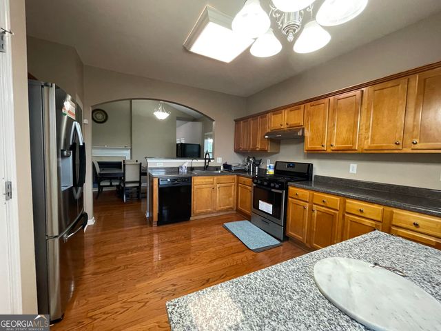 282 Monarch Village Way, Stockbridge, GA 30281