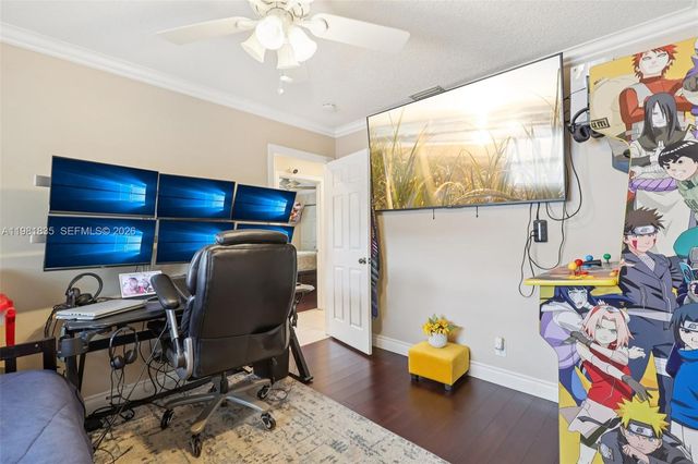 11573 NW 39th Pl, Coral Springs, FL 33065