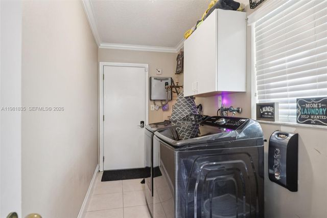 11573 NW 39th Pl, Coral Springs, FL 33065