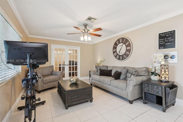 11573 NW 39th Pl, Coral Springs, FL 33065